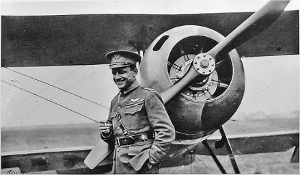 Gervais Raoul Lufbery - the experienced commander of 94th Aero Squadron